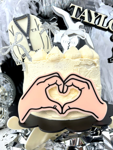 MIDNIGHT HEART HANDS - Cake Charm